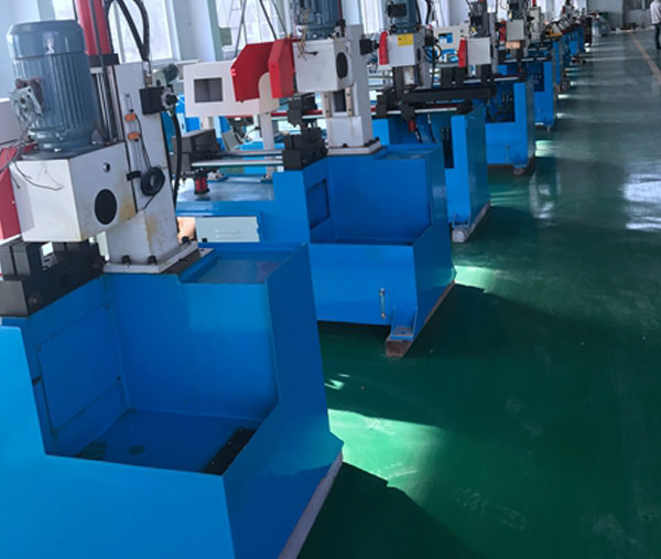 MC315氣動(dòng)切管機(jī)